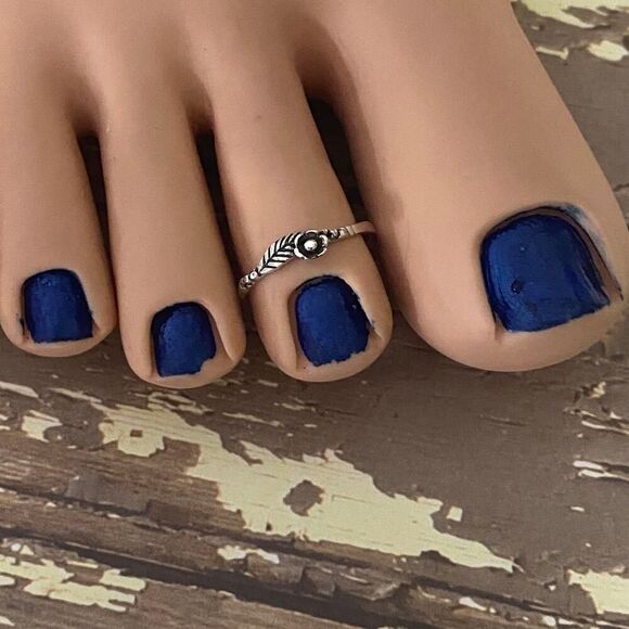 Dainty Flower Toe Sterling Silver Toe Ring - Picture 2 of 4